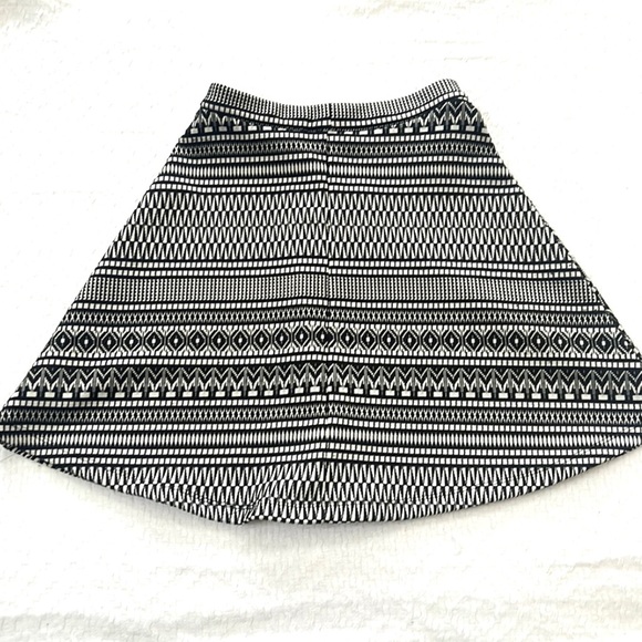 NWOT Dynamite High Waist Skirt - Picture 2 of 4